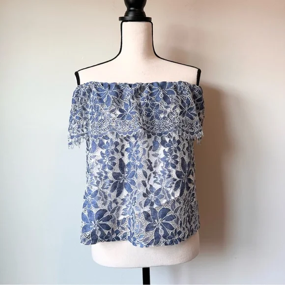 Code Mode | Off-Shoulder Lace Top - Picture 1 of 11